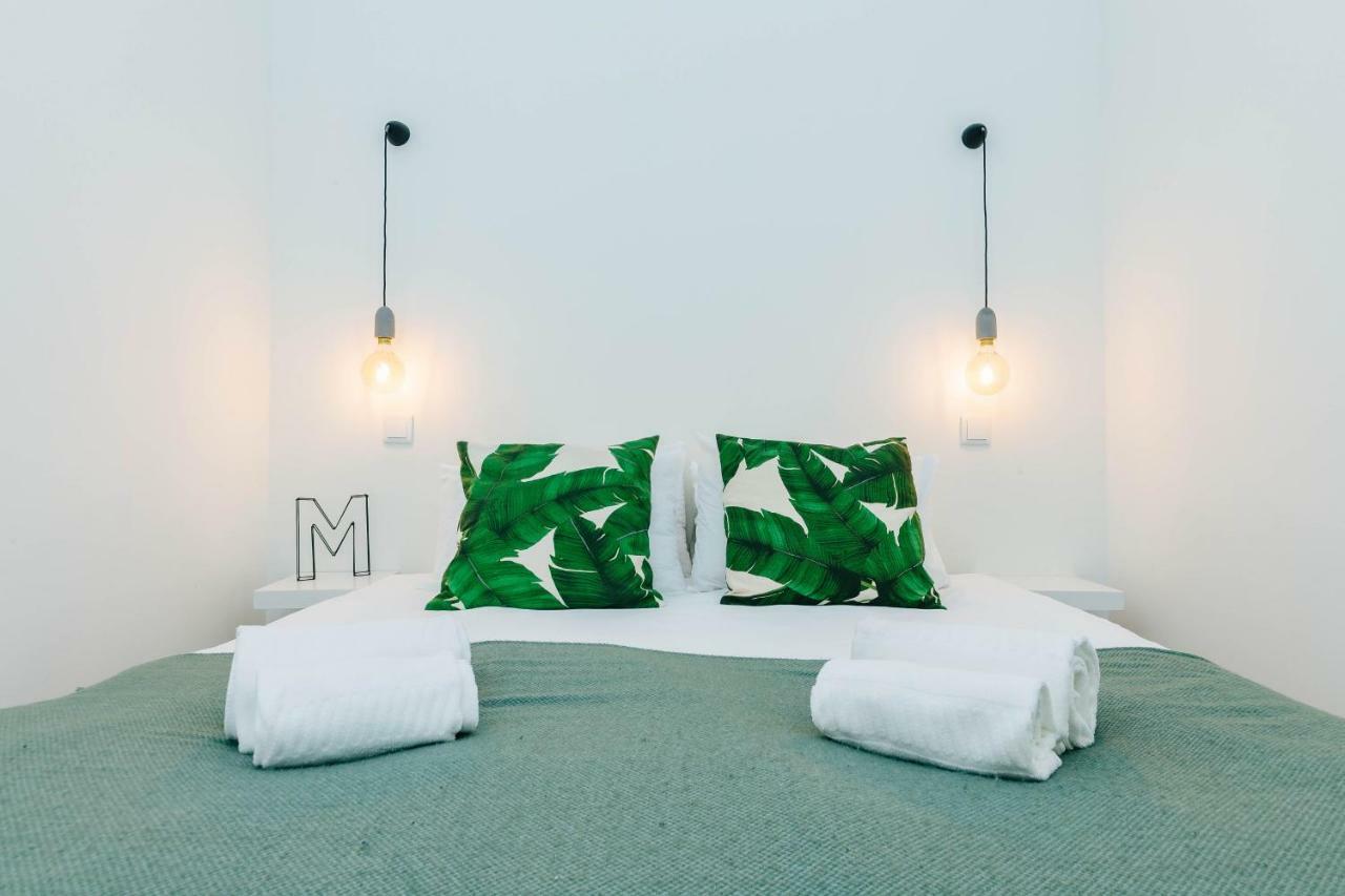 Urban Jungle Apartment *